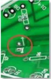 Encajar las placas y soldar los puntos de refuerzo